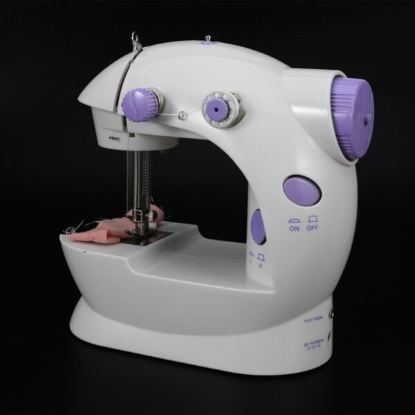 mini sewing machine